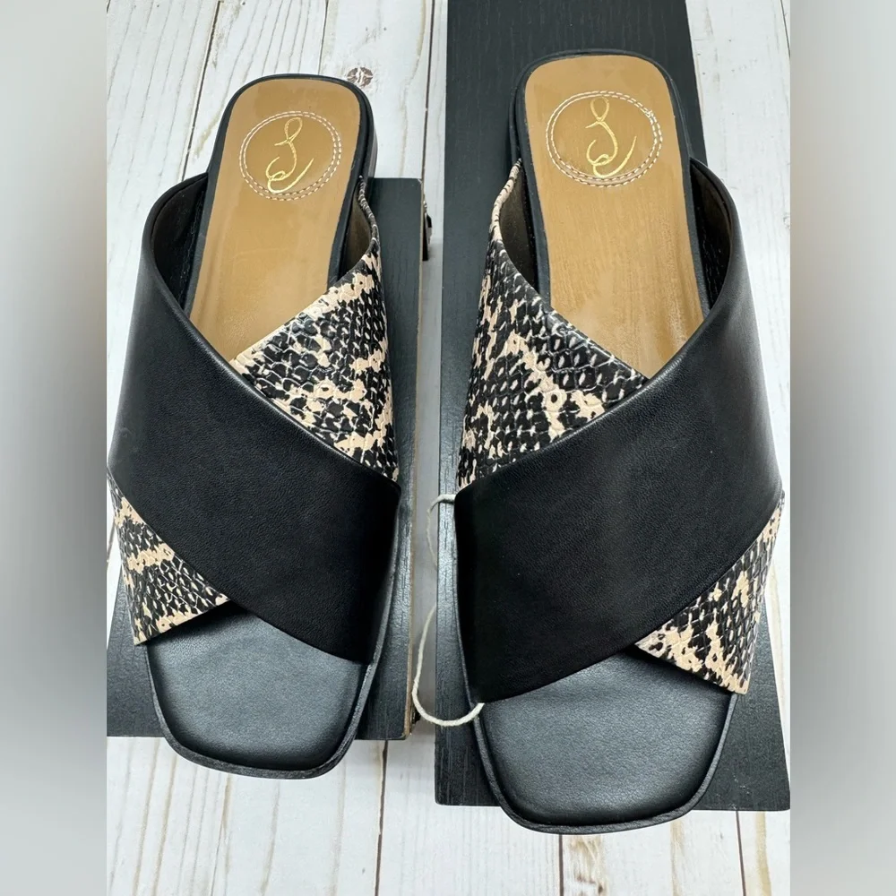 *NIB* Sam Edelman Idina Flat in Black Leather/Snake Print Sandals Size 7